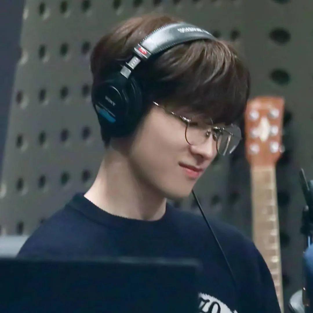 漫博宝库头像seventeen全圆佑合集