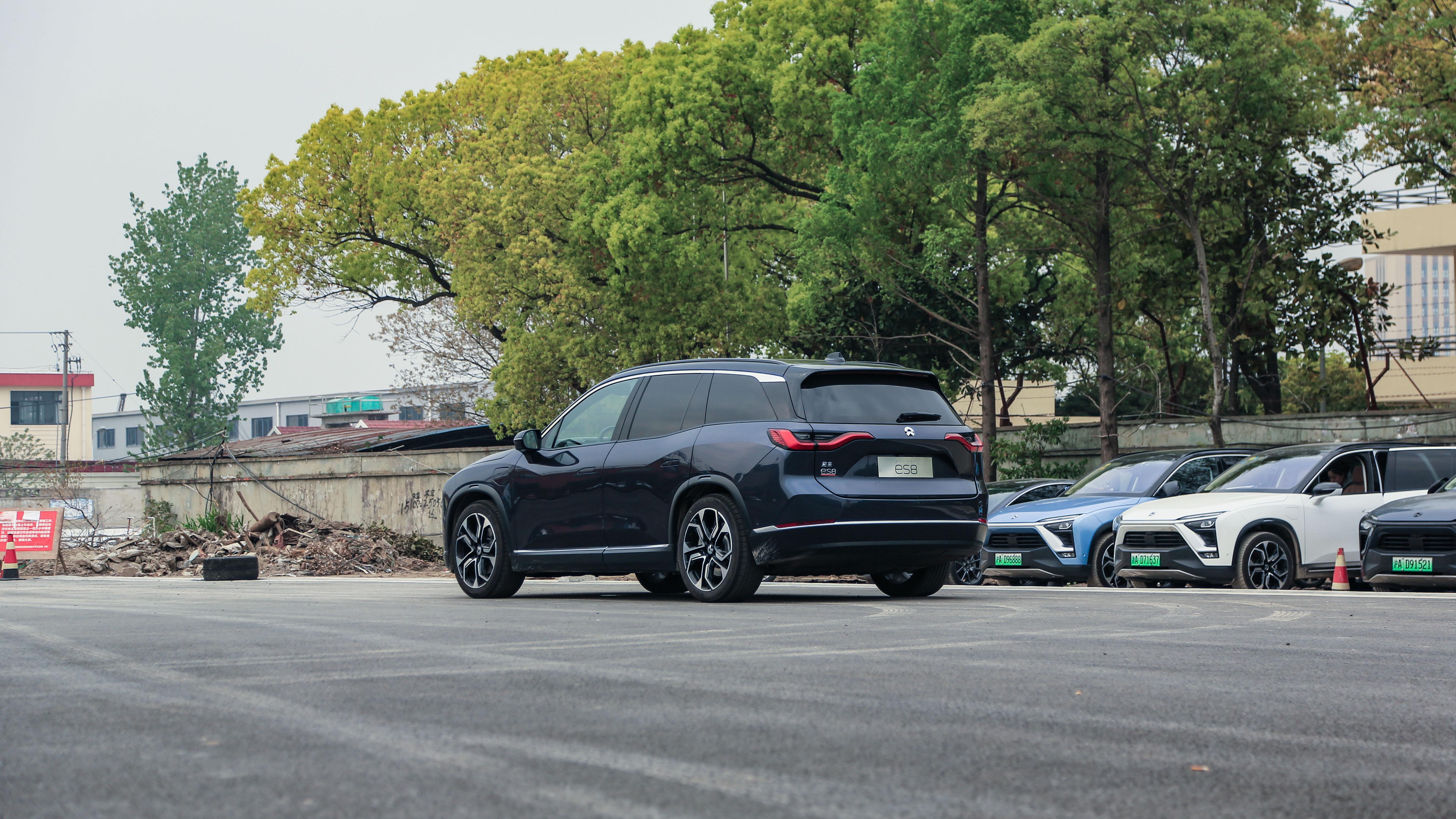 685天蔚来再造es8全国首试
