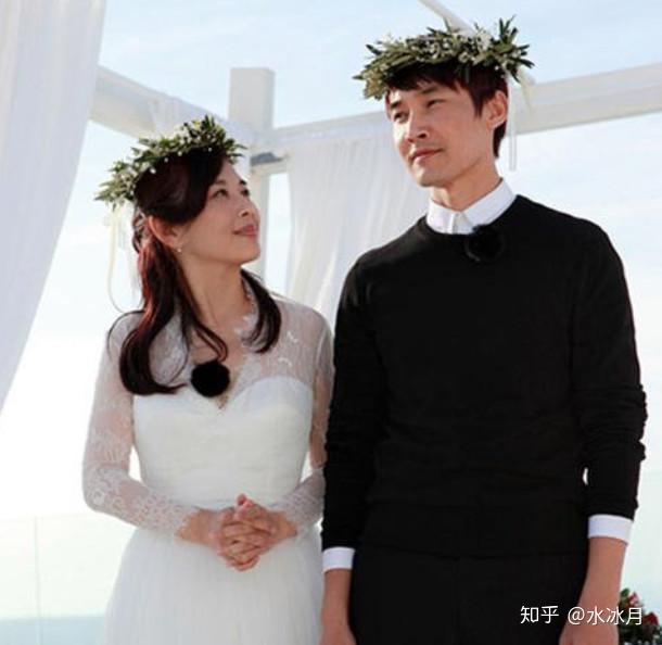 红遍半边天时被赶出家门的tvb昔日天后遇小8岁丈夫幸福后半生