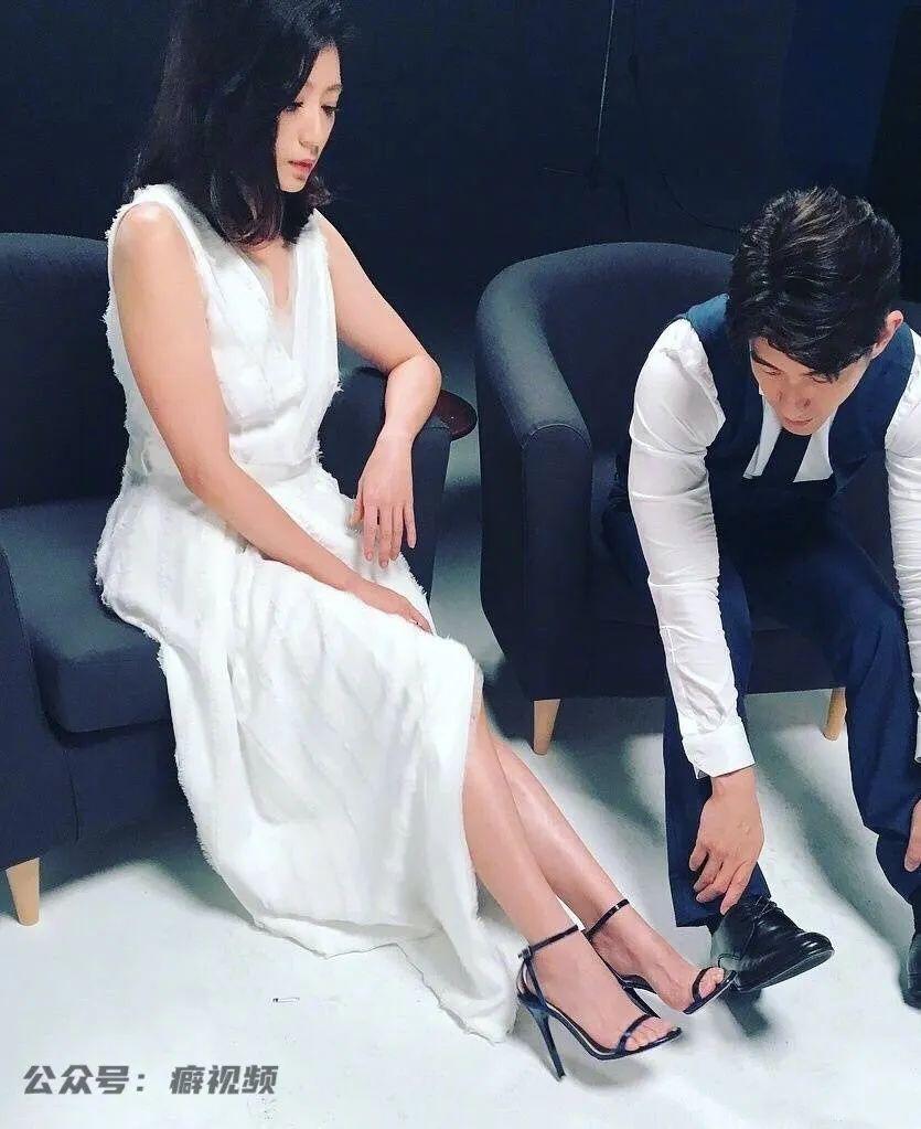 不老女神贾静雯她的脚你给几分