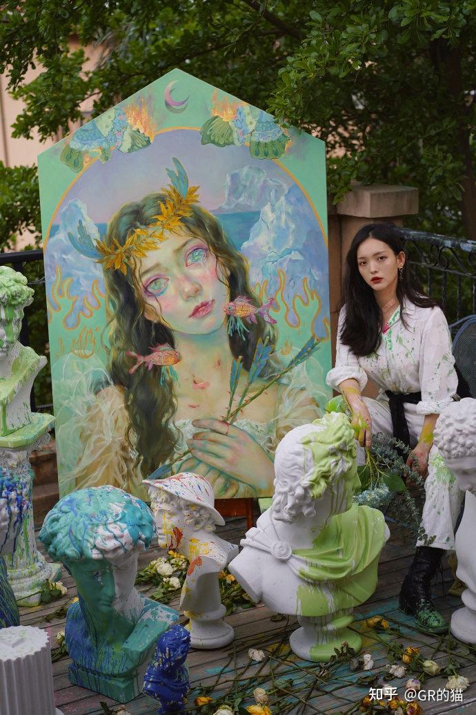 赵小黎我朝冷漠扔了一把火