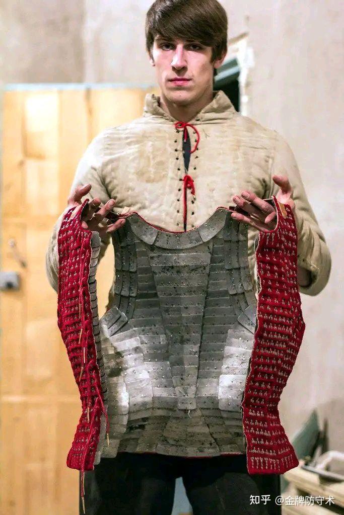 关于这种言论在互联网里已经层出不穷,诸如"红夷炮就是欧洲的舰炮