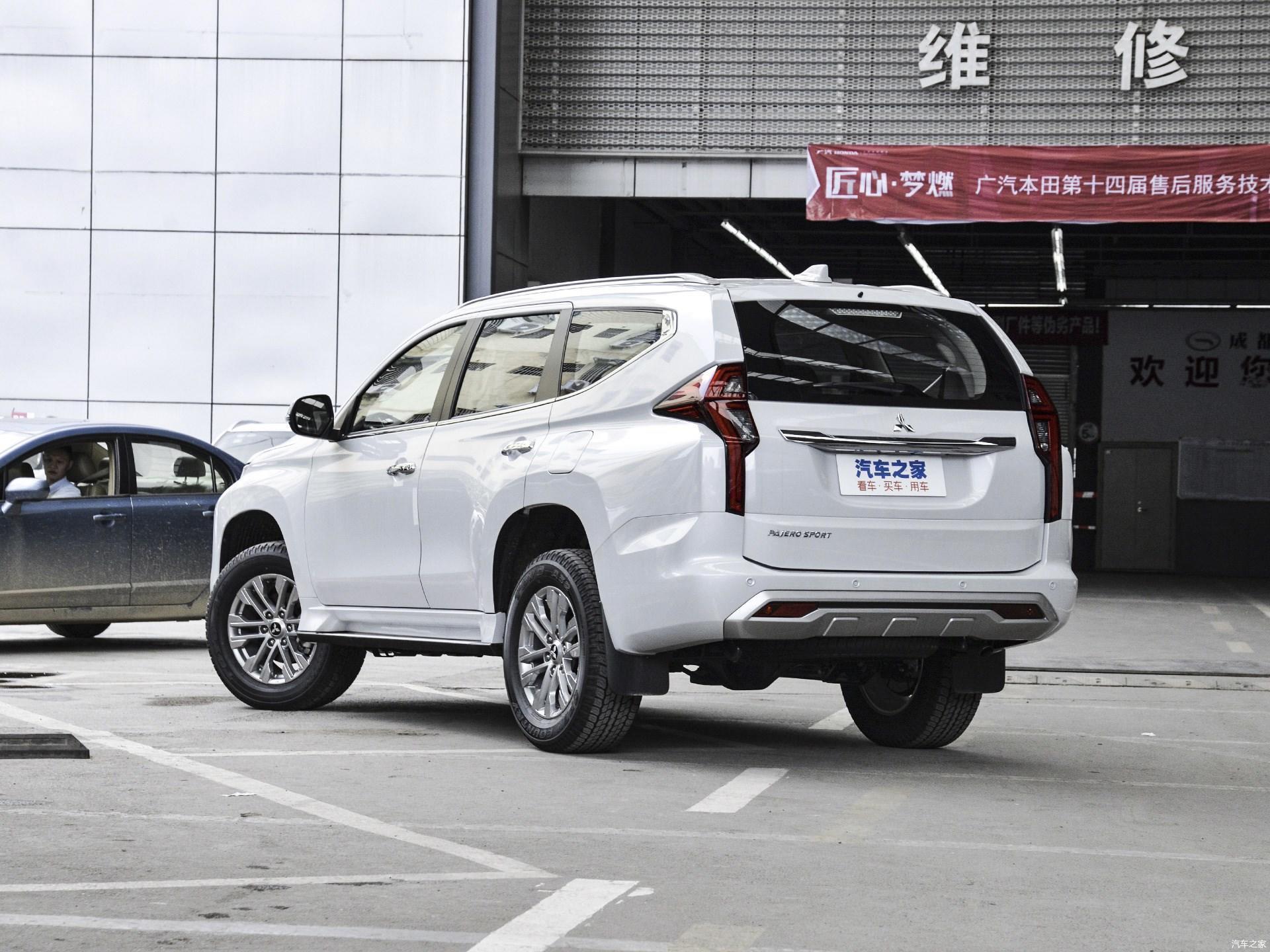 行政风格的硬派suv 三菱帕杰罗·劲畅新增车型上市