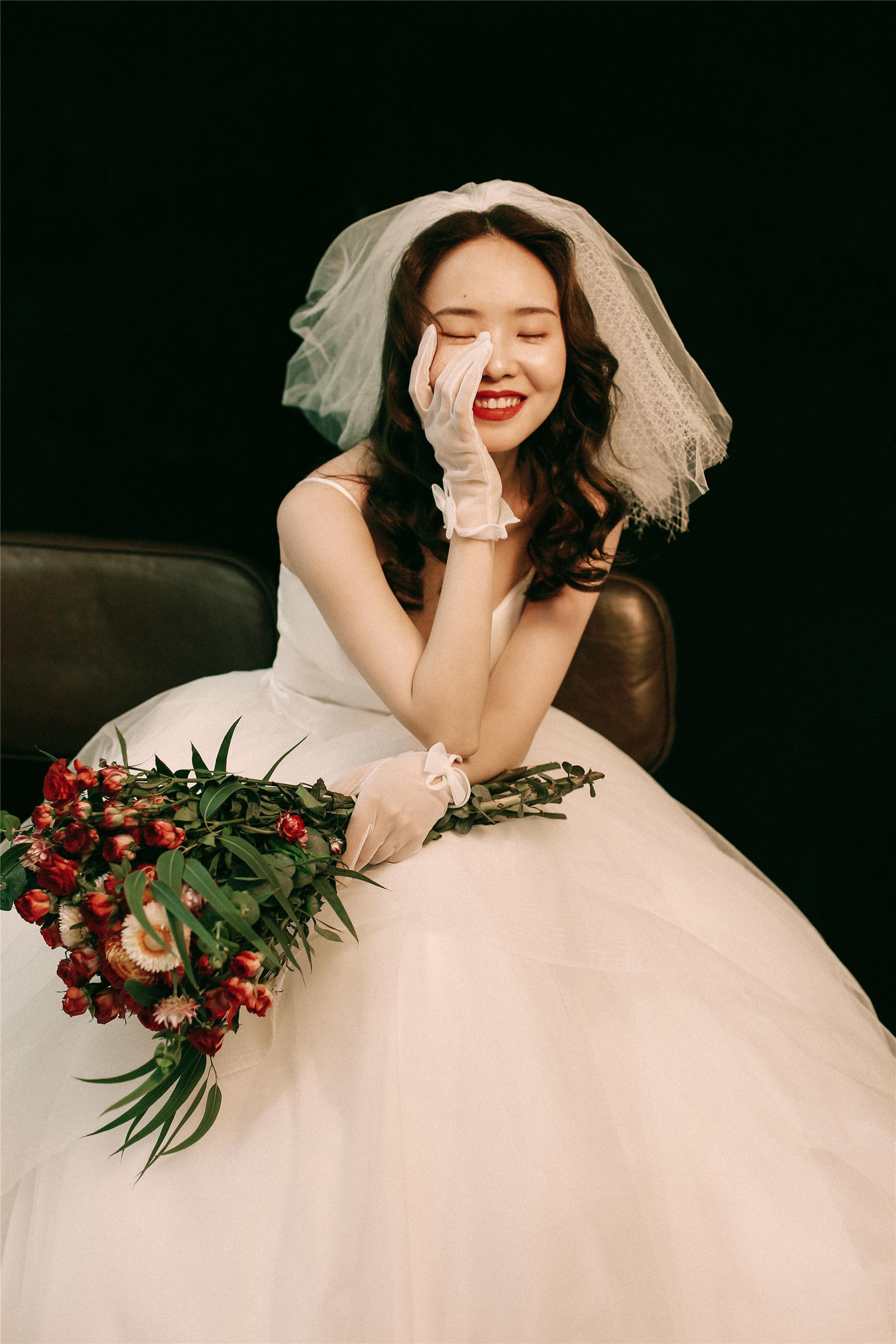 2020必拍的室内婚纱照风格,室内就这么拍