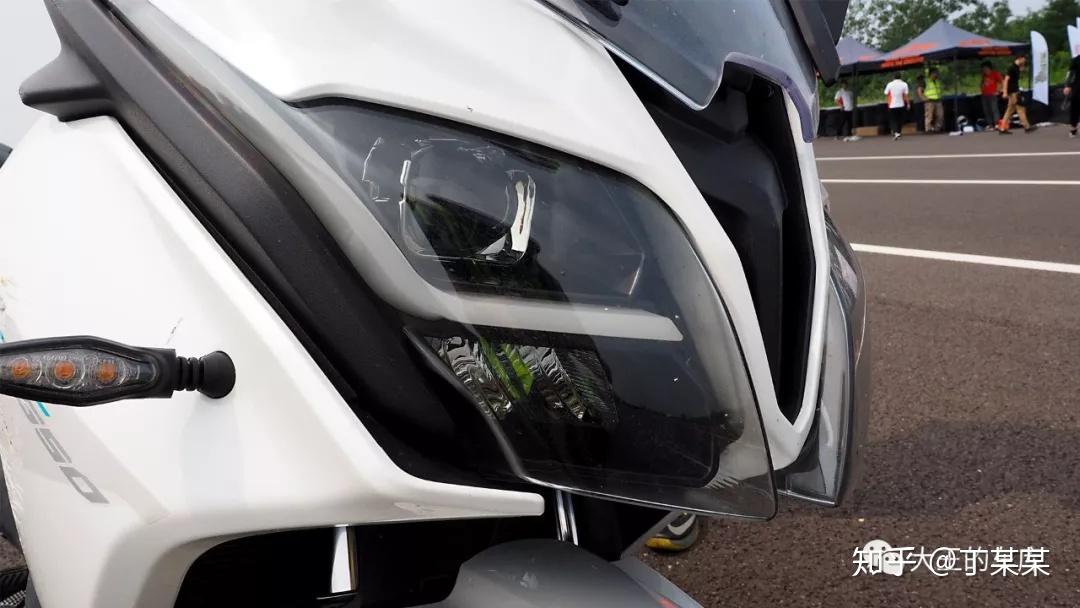 春风摩托车质量怎么样啊 v2-77d022bed4fcb3daee5327503c89ab01_r.jpg