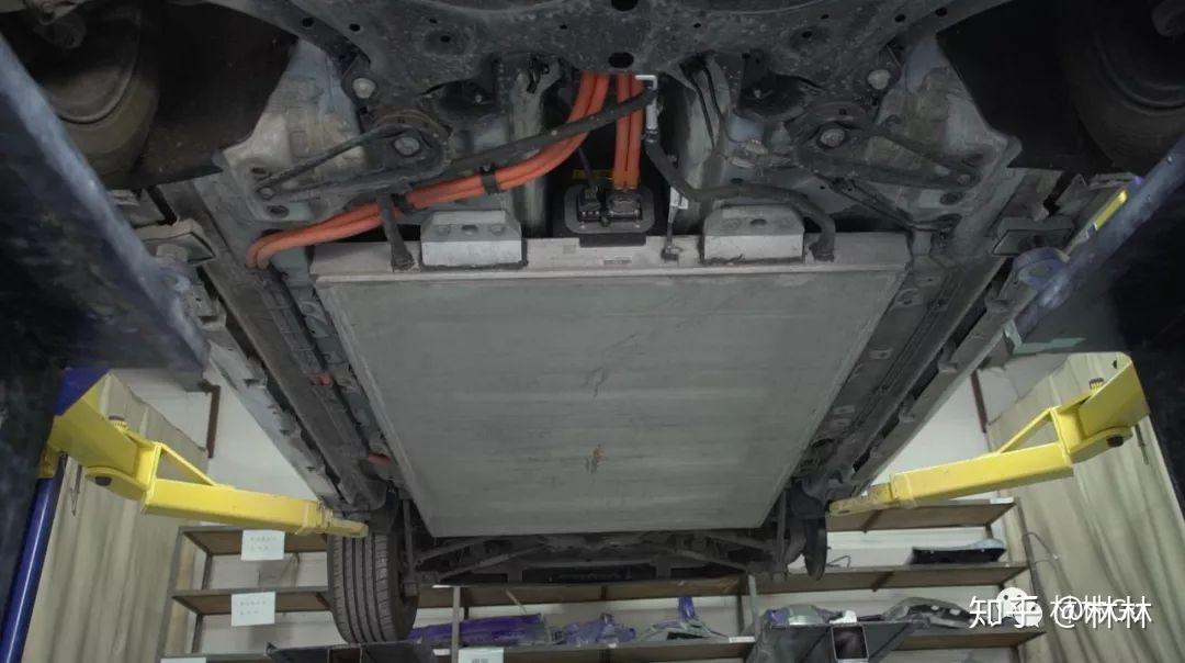 汽车攻城狮月销万台的秘密比亚迪秦proev500底盘解读