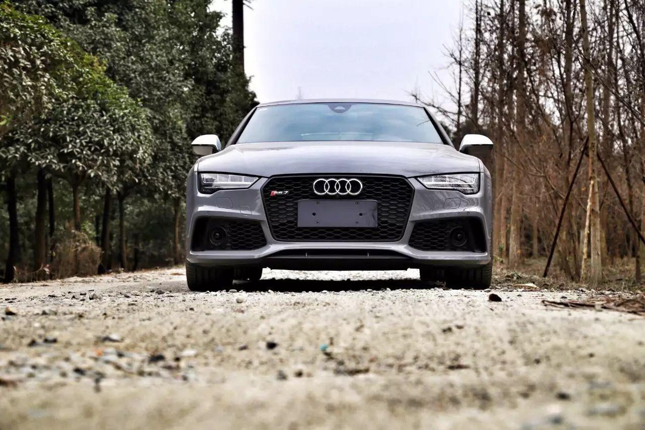 西装暴徒水泥灰audirs7sportback丨玩车志