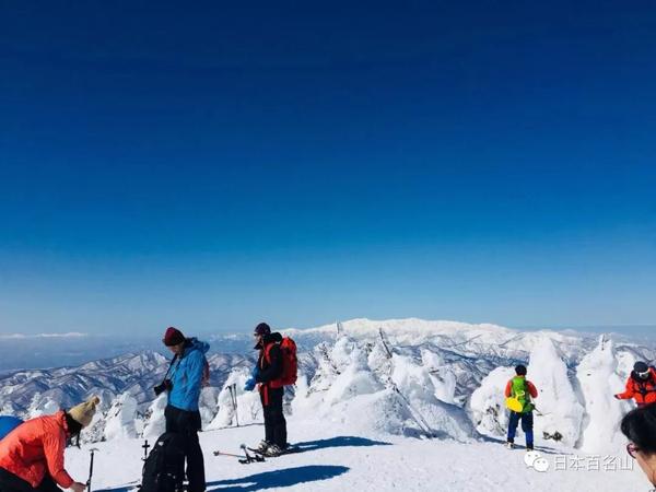 吾妻山 A Snowy Labyrinth 知乎