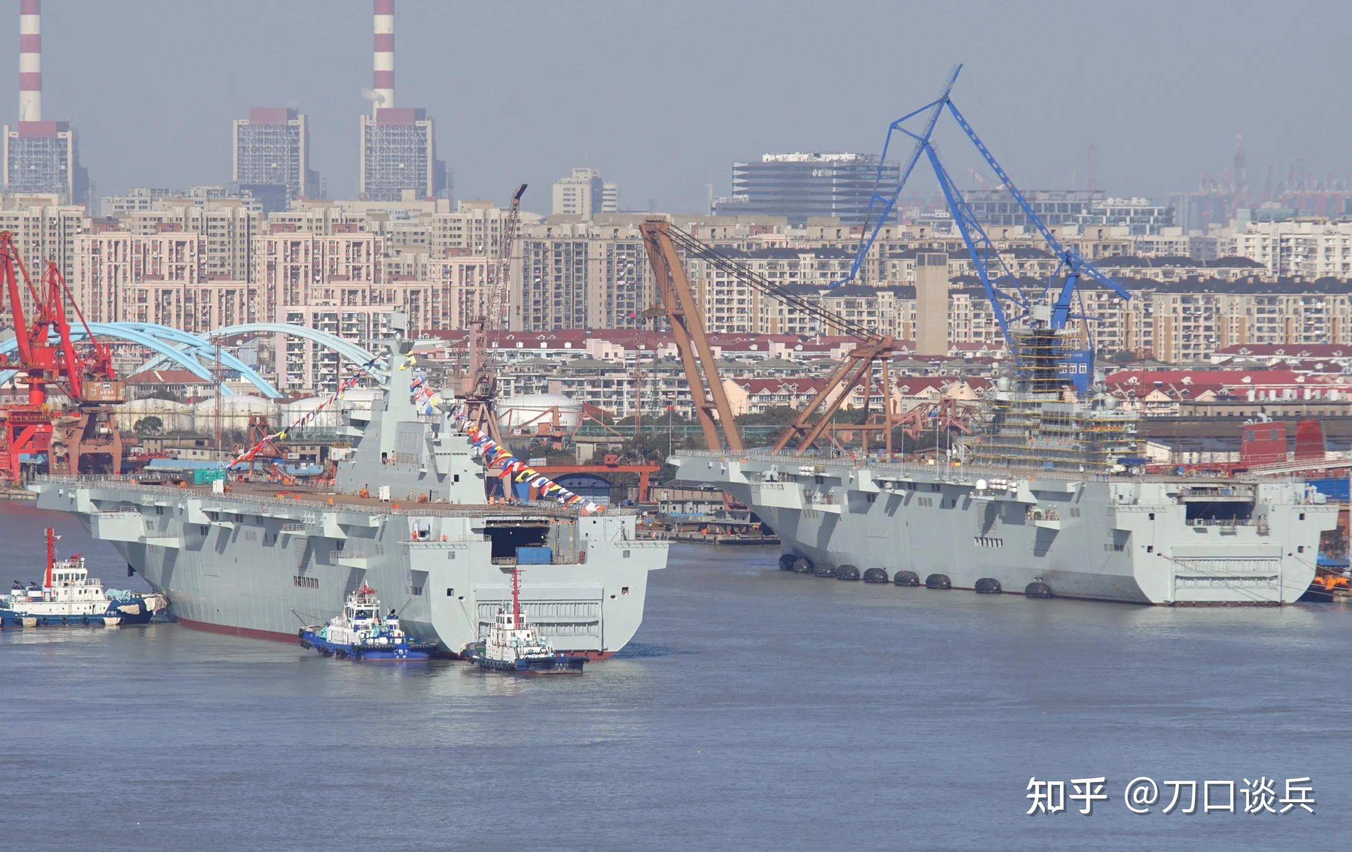 076兩棲攻擊艦強在何處電磁彈射斜角甲板堪比中型航母