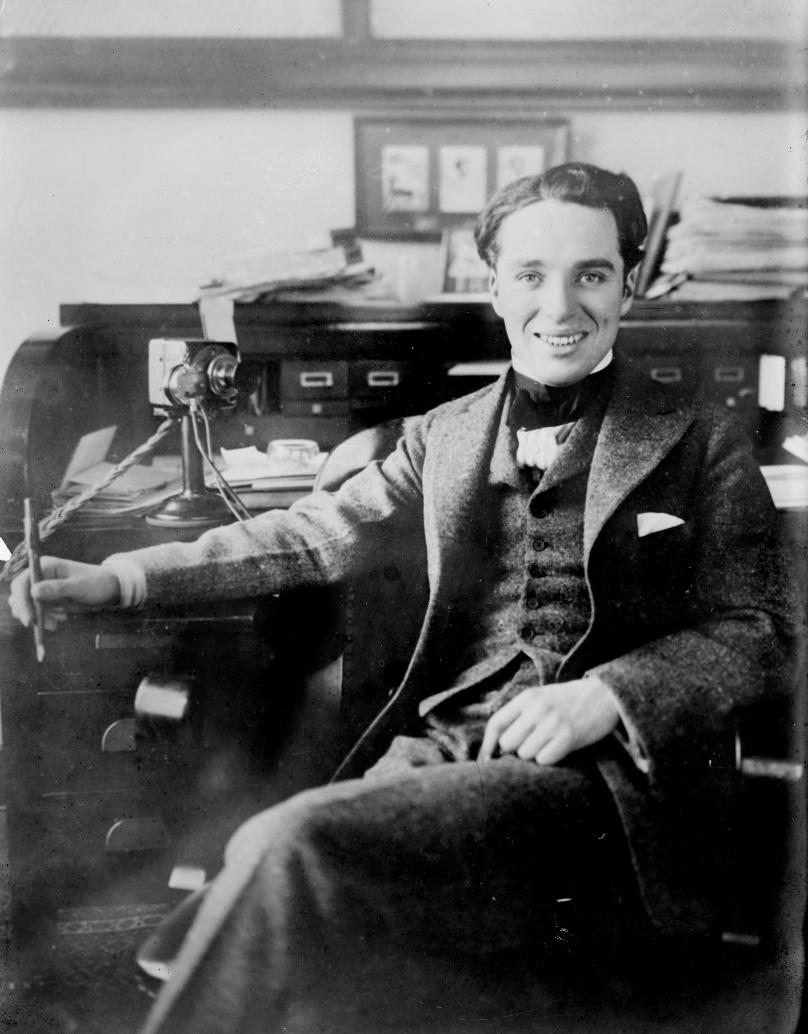 查理卓别林致那个最摩登的时代