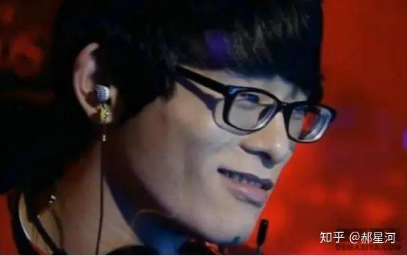 客观分析,Uzi 职业生涯个人实力起伏是什么样的