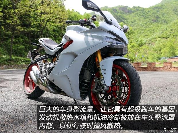 跨界運動摩托車體驗杜卡迪supersport