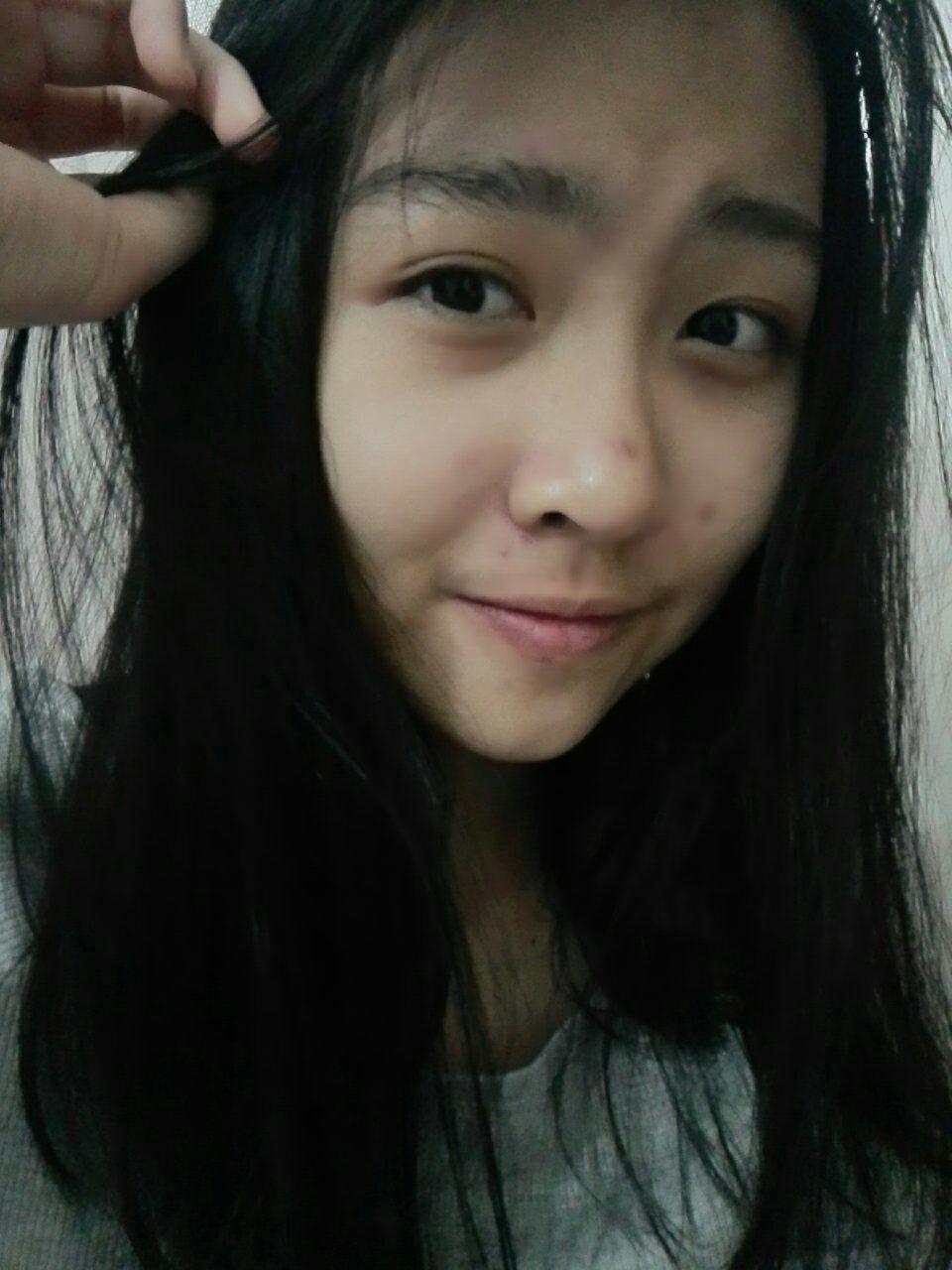 你认为女生怎么样算素颜