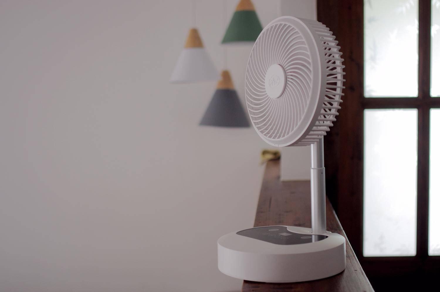 有微风拂面,舒服好多——ak 伸缩折叠桌面风扇