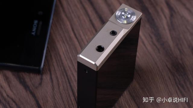 一部既精巧又强大的播放器cowon爱欧迪pd2