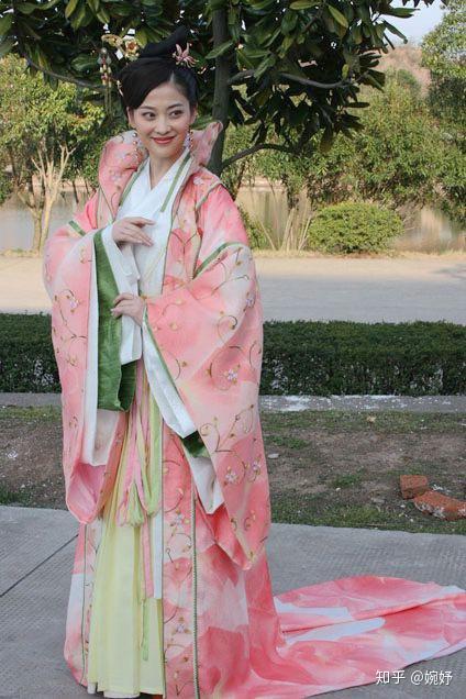 天下母亲之:明朝万历皇帝之母李太后一一拨苗助长,适得其反!