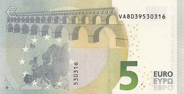 世界十大最贵货币英镑才第五美元地位被动摇