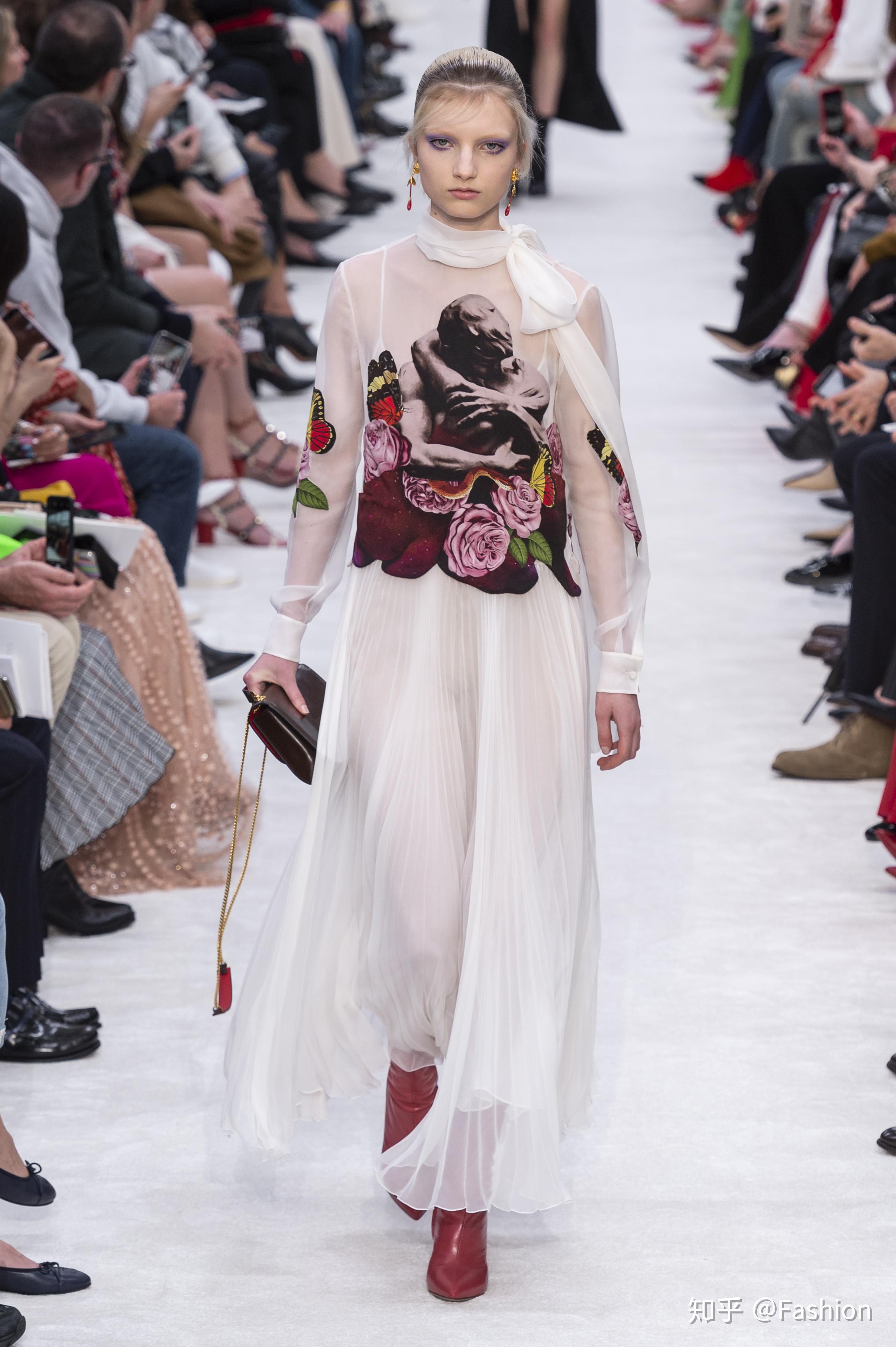 以爱之名valentino2019秋冬系列