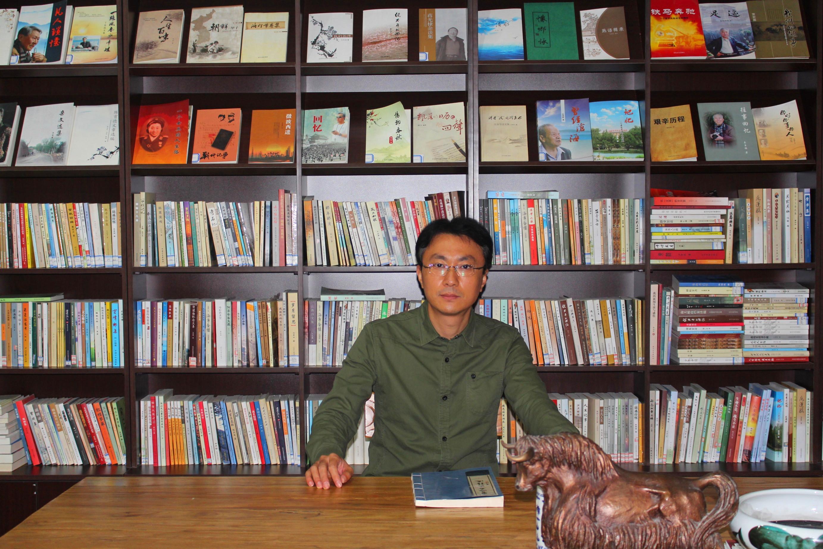 冯志亮（姓氏文化学者、北京大学特聘教授）：覃姓的始祖是有竹氏的伯益，生活在虞舜时曾期协助大禹治水 - 知乎