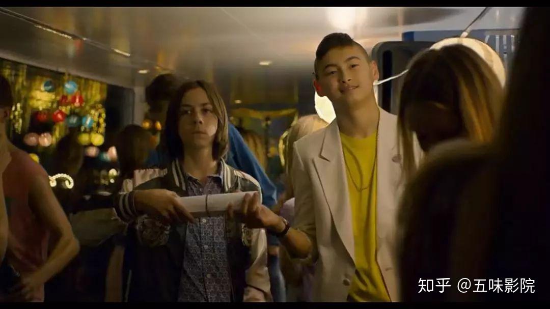 短剧之魅，冲动的麦克如何点燃情感火花，冲动的麦克，短剧之魅，点燃情感火花