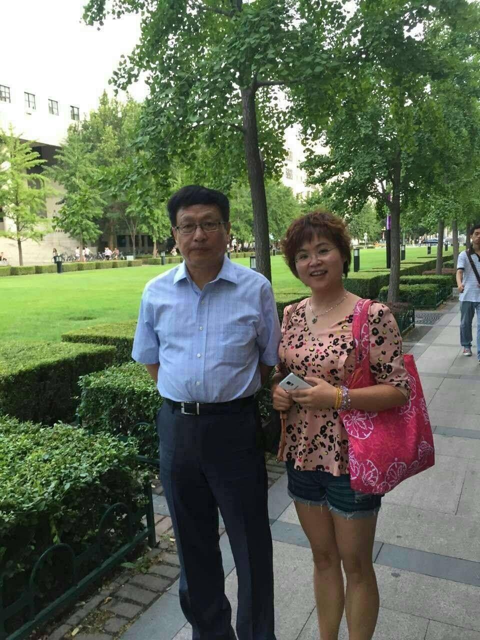 张益唐跟着莫宗坚攻读博士的时候,其实在前两年,他就已经搞出了自己