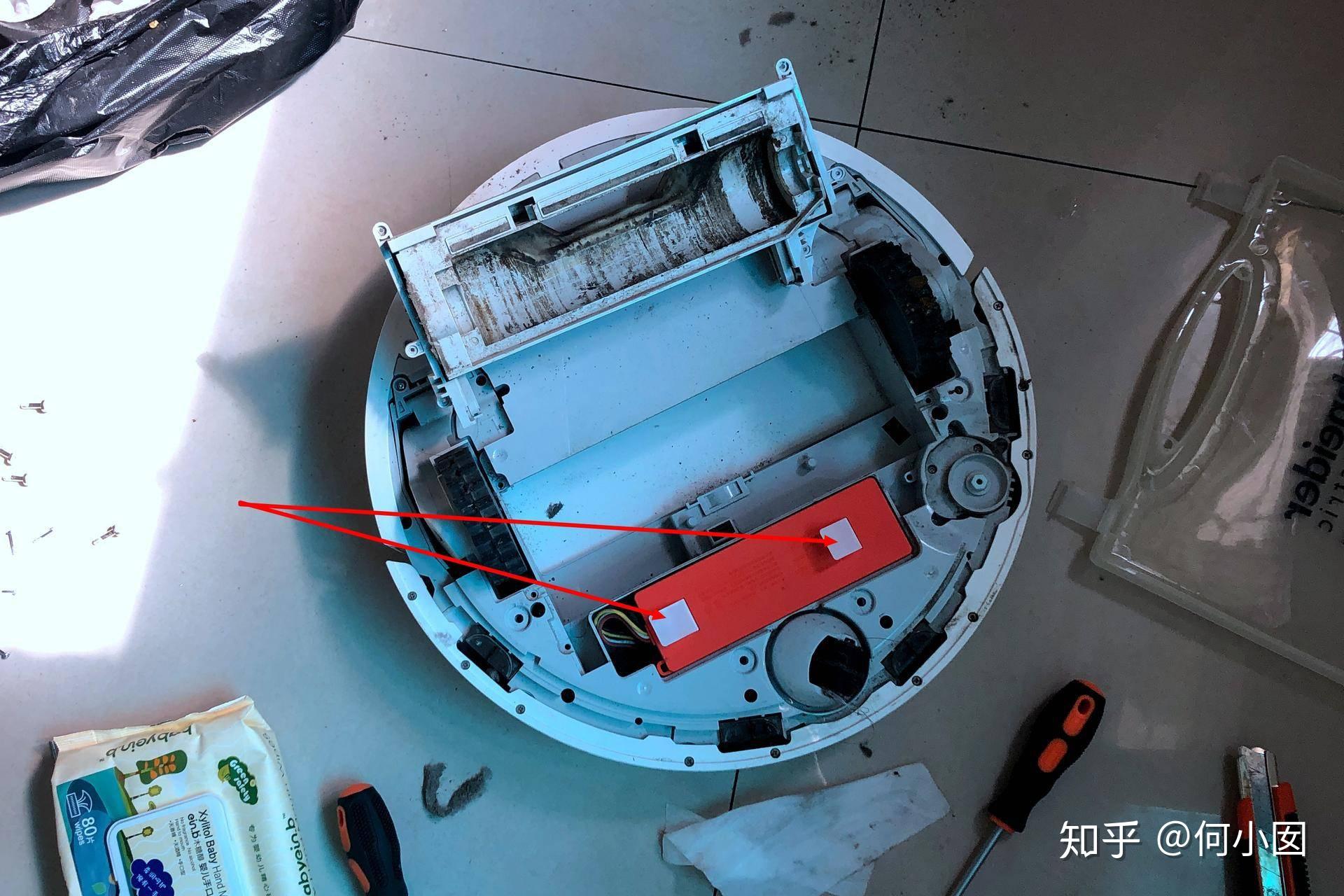 一坨狗屎引发的拆机原来扫地机深度清理也简单