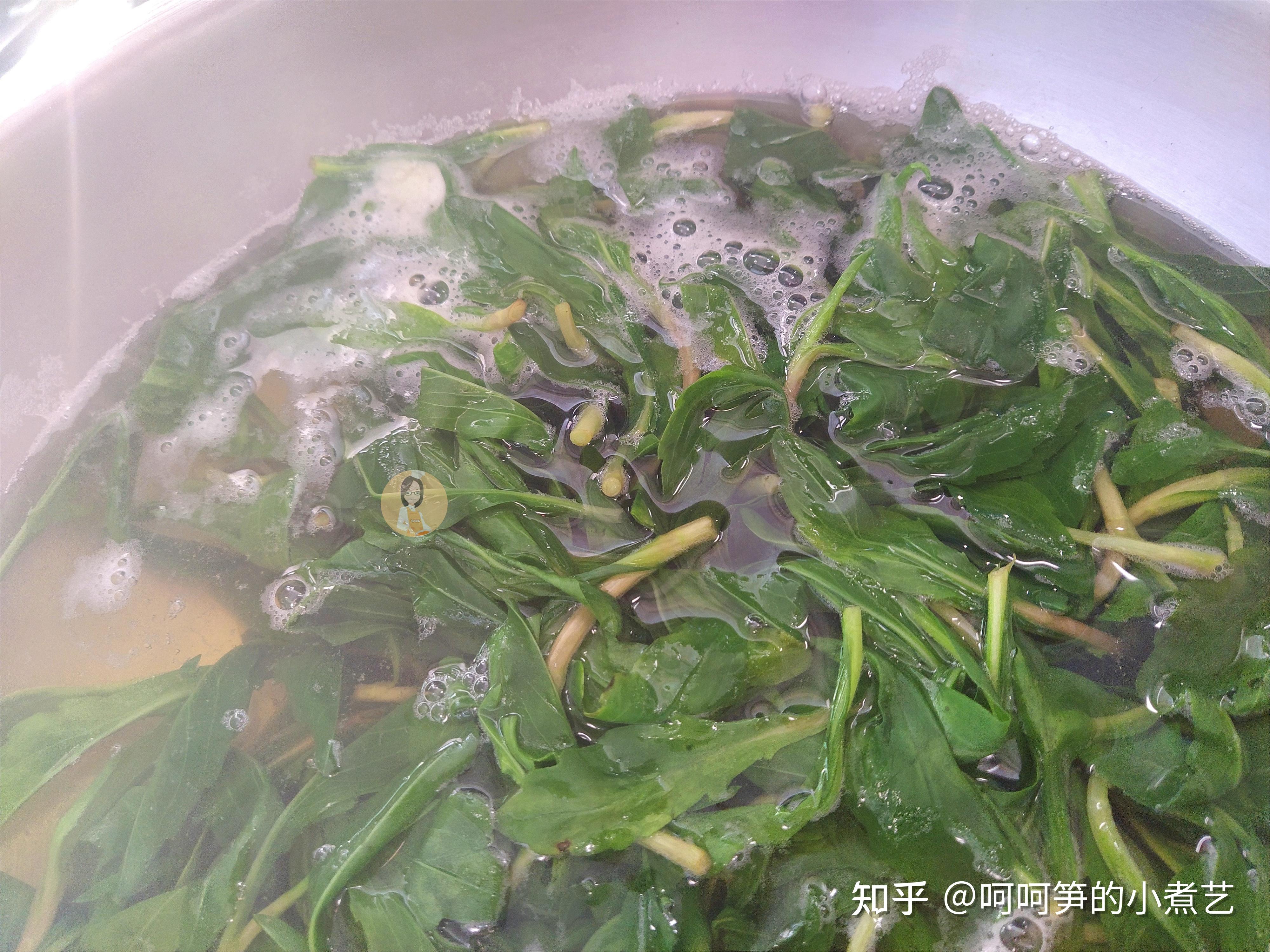 老上海人春季最爱的野菜之一，马兰头香干，清爽可口，做法简单