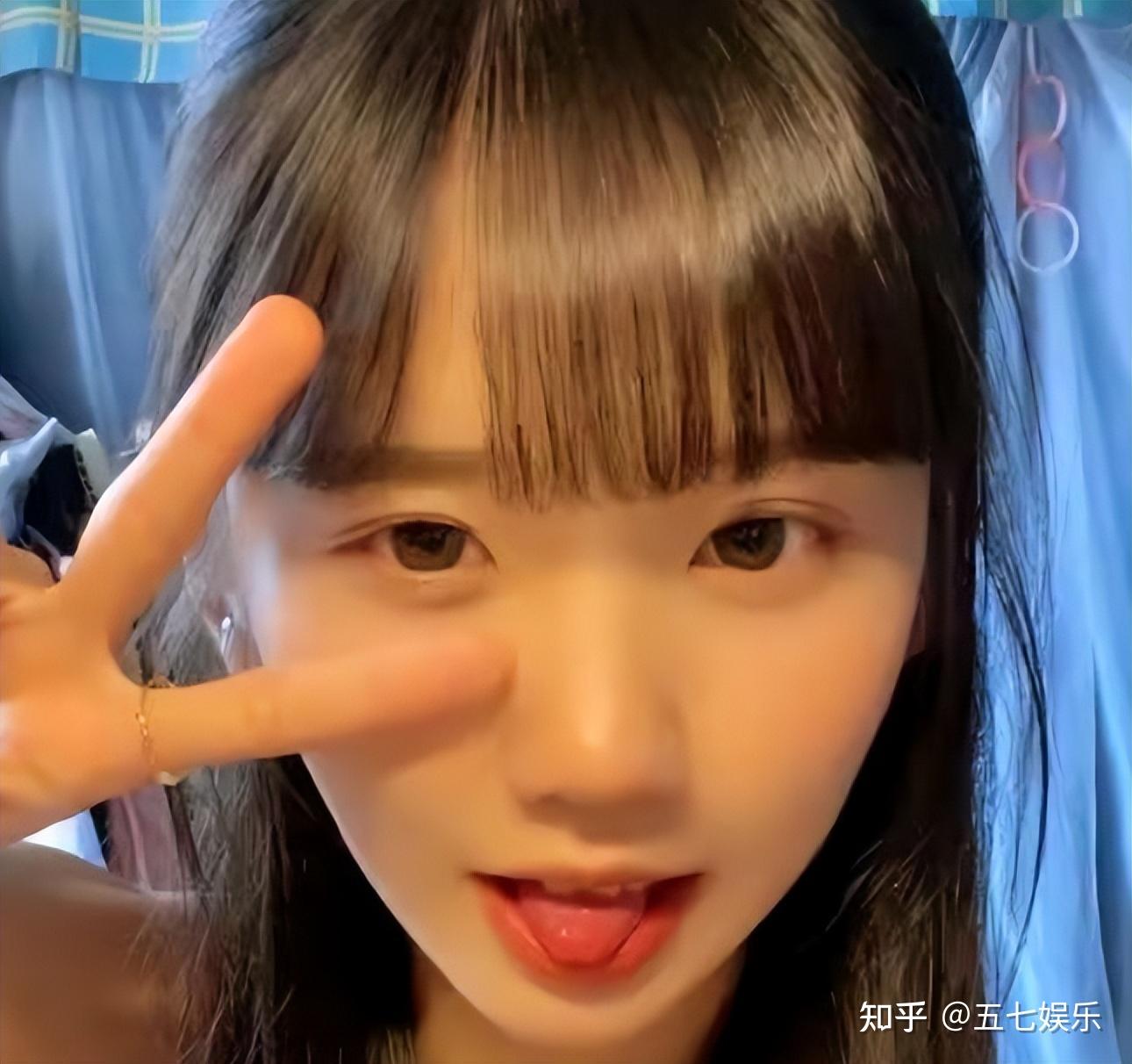 透视装、三角裤，两千万粉丝女网红“井川里予”晒照被指低俗擦边 - 知乎