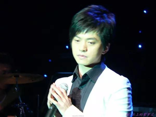 如何评价李健和岳云鹏在《歌手2017》总决赛