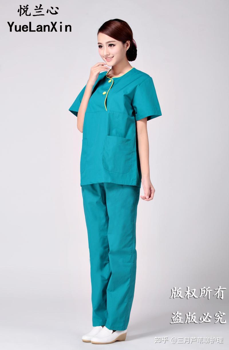 护士帽上的杠杠有什么区别,为什么有横的,有斜的?杠杠越多越厉害吗?