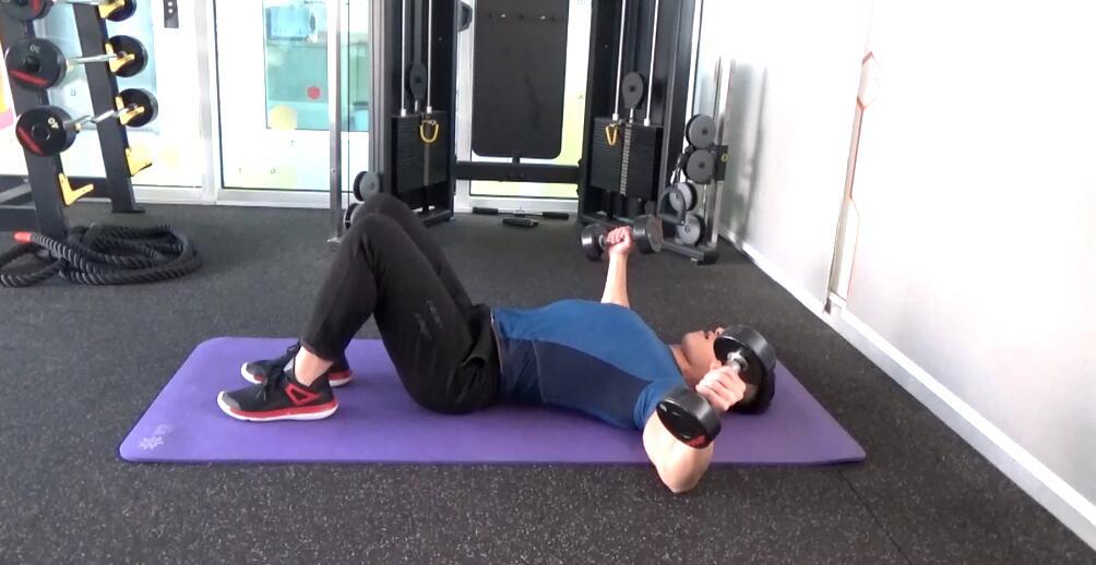 在家练胸肌】更安全有效的哑铃飞鸟做法! - 知乎