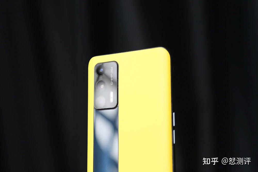 杨幂同款realme真我gt曙光版颜值和实力都是惊喜