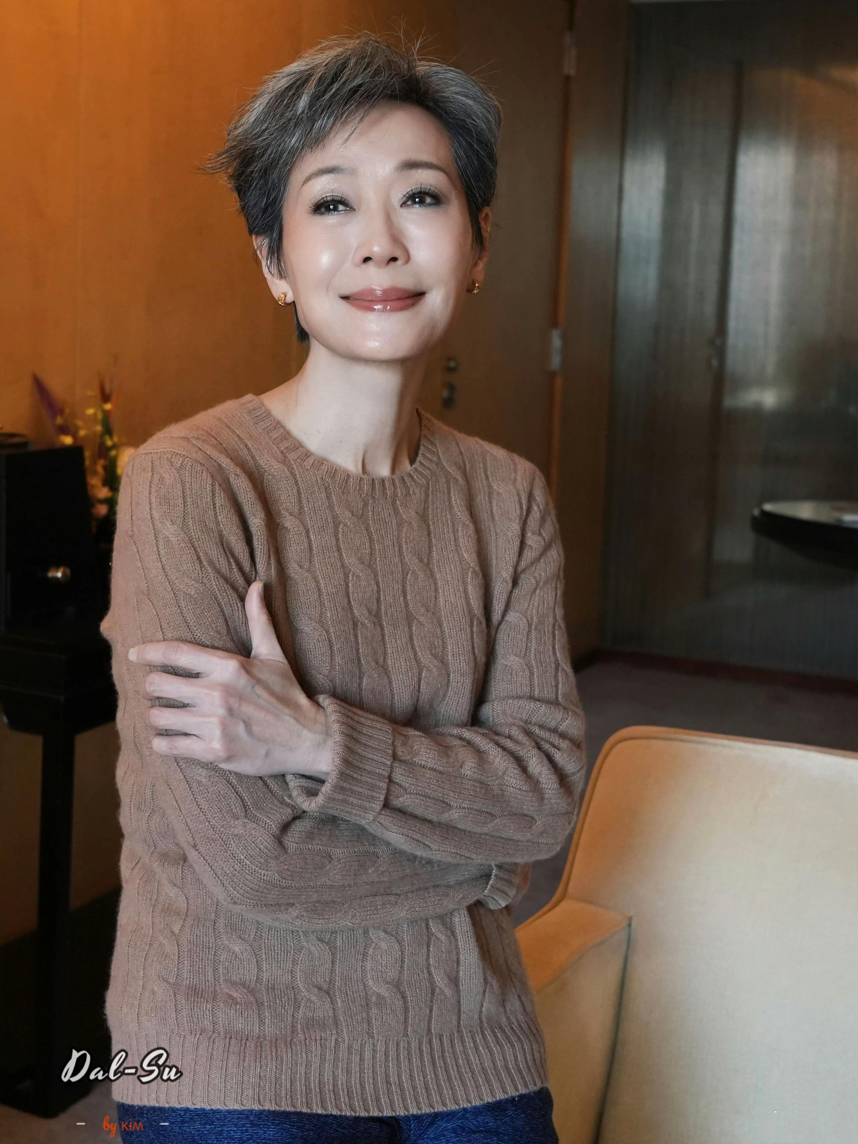 叶童:从金像影后到“浪姐”舞台,61岁再启人生新篇 - 知乎