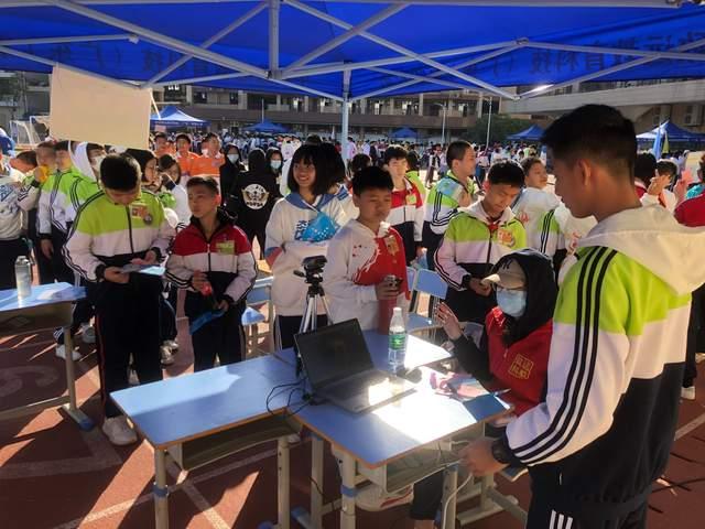 蜘蛛侠亲临现场体验英荔赋能佛山文翰中学ai科技节今日开幕