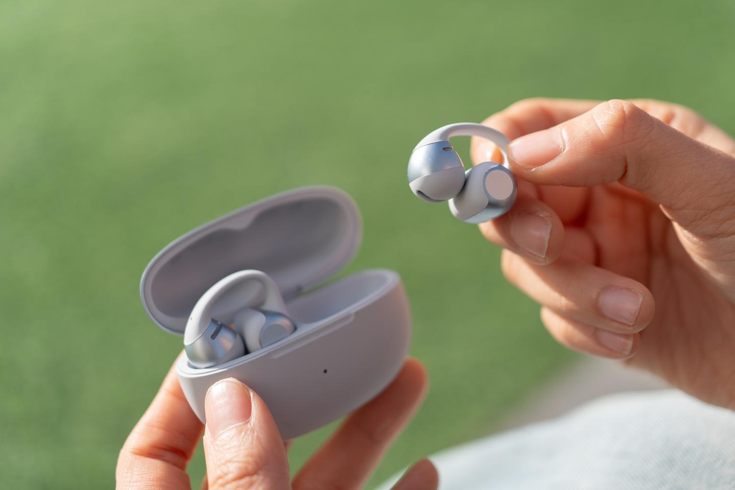 韶音OpenDots 2耳夹耳机使用体验:如何用「耳畔佩戴美学」将高质量音频融入日常生活?