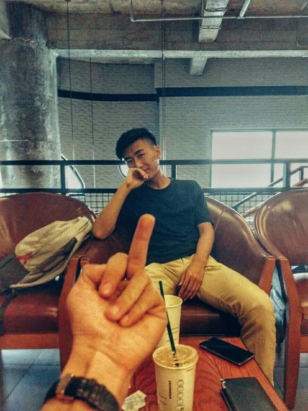 男生长的黑又帅是什么体验?