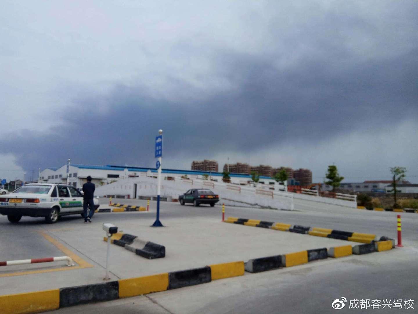 成都学车科目二想不挂科考试之前一定要做到以下三点