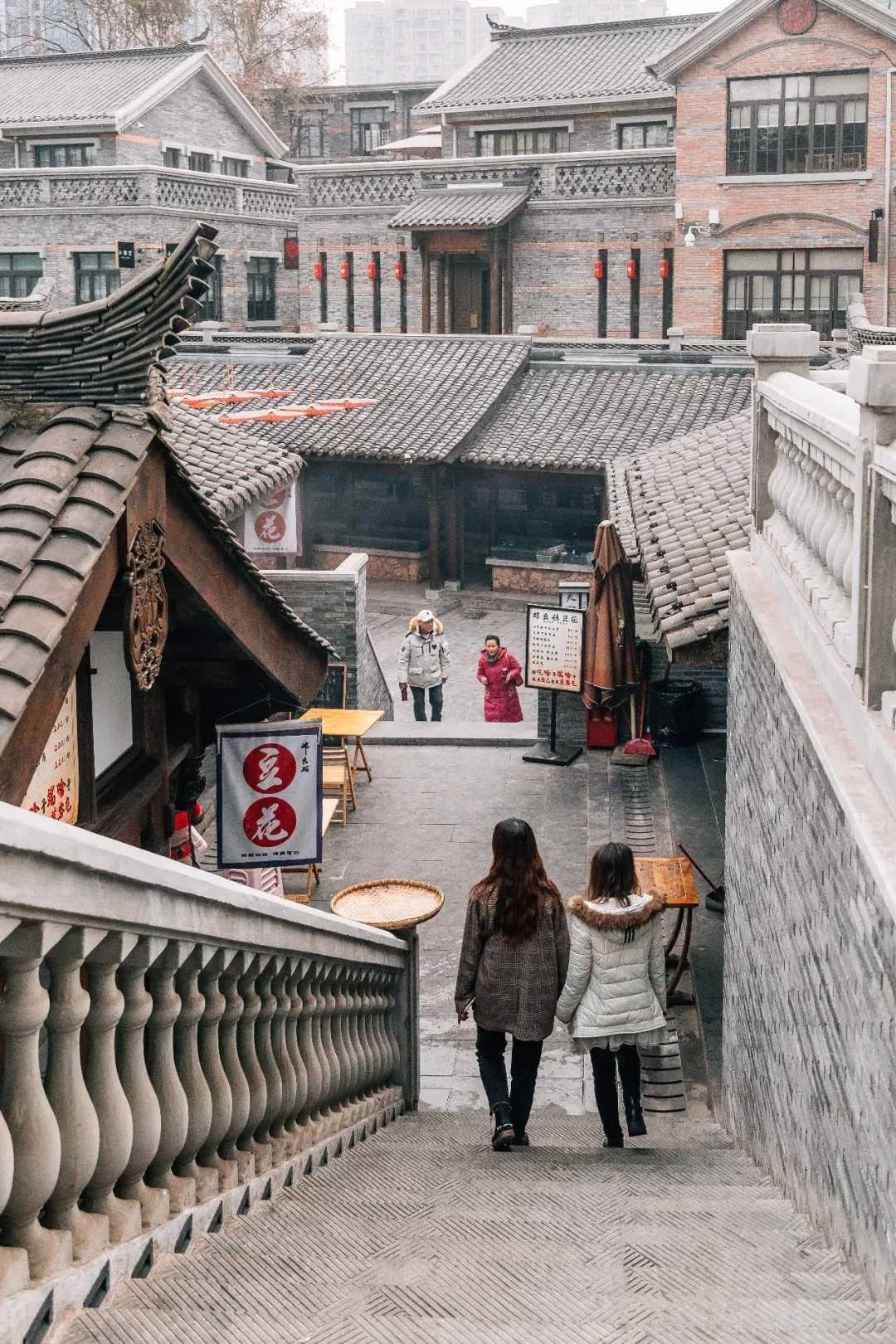 摄影新地标东门市井川西民居的建筑风格独树一帜,为不少摄影爱好者