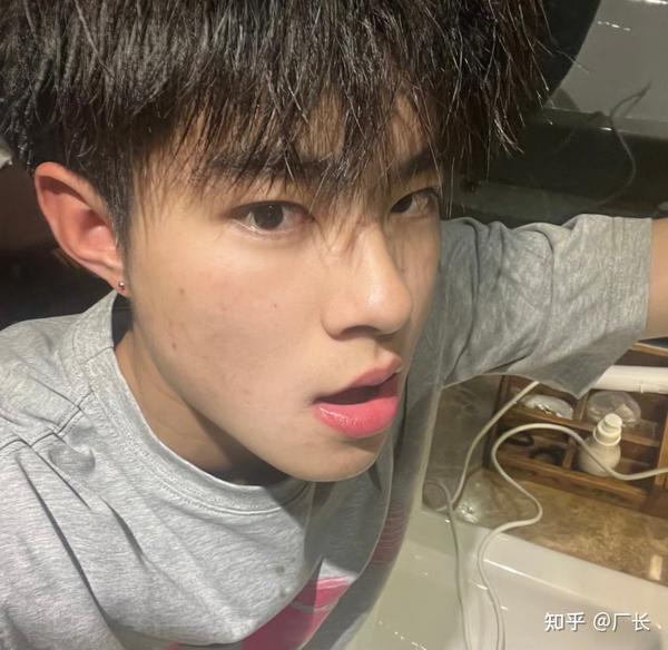 男生如何在夏天里看上去更干净加分?