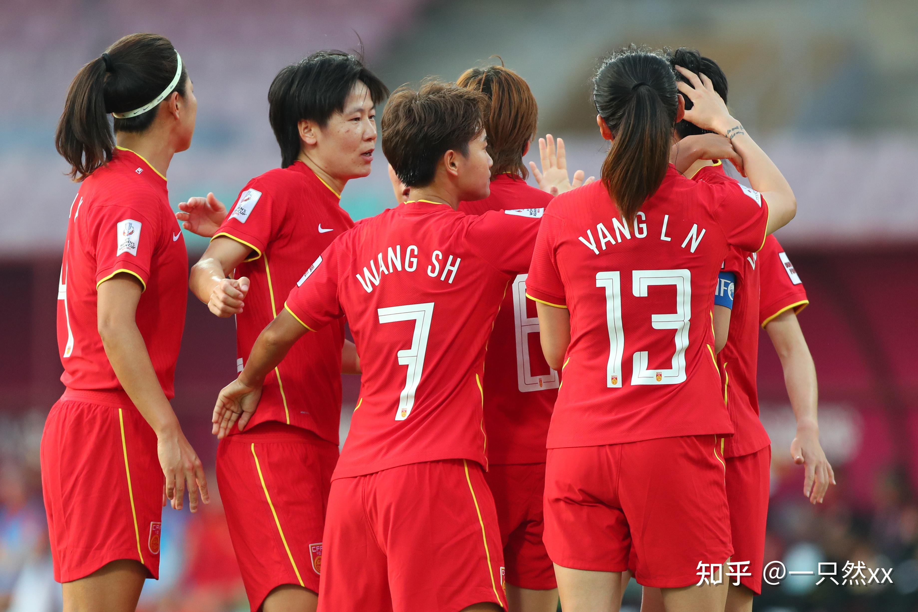 中国女足3比4负于日本女足，无缘决赛_王浩明_岳冉冉_新华社