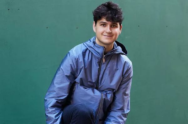 埃兹拉寇里克ezra koenig(吸血鬼周末乐队主唱/吉他手)