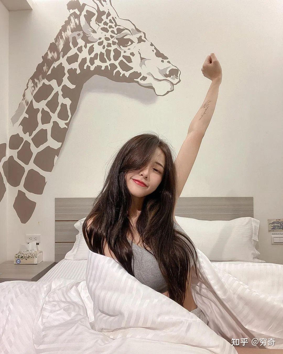 有一个超级漂亮的女朋友是一种什么体验