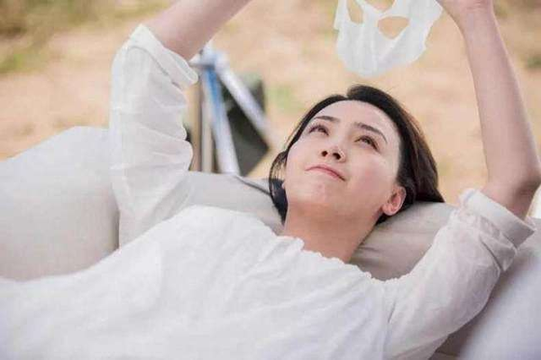 化妆的健康误区_十大健康误区_健康误区全攻略