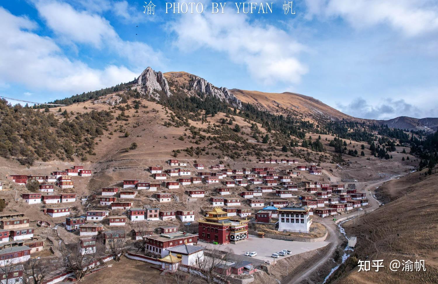 西藏昌都自驾游:游览梅里雪山姊妹山,领略唐卡与铜艺的匠人精神