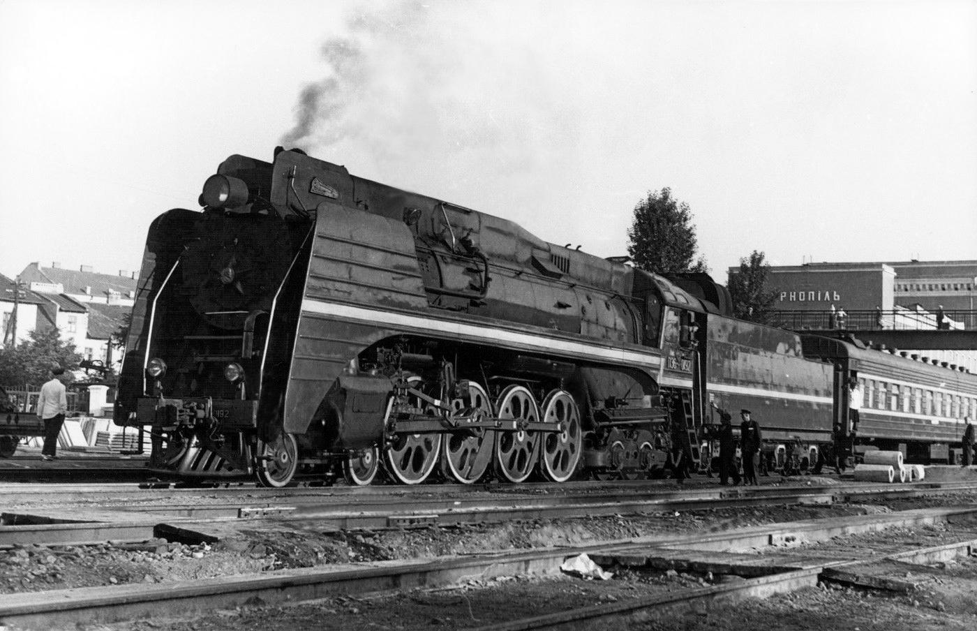 科普苏联铁道部最后一款干线客运蒸汽机车p36型蒸汽机车
