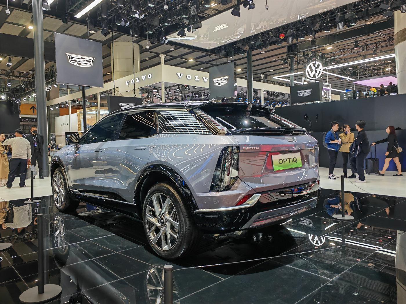 凯迪拉克第二款纯电suvoptiq亮相广州车展