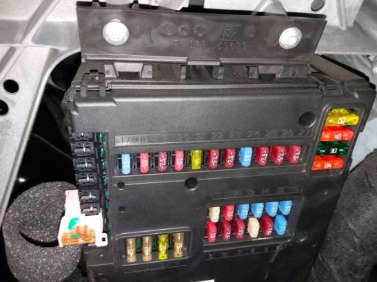 smart车型特性二手车评估不仅是查找事故损伤程度同时还需要不断总结