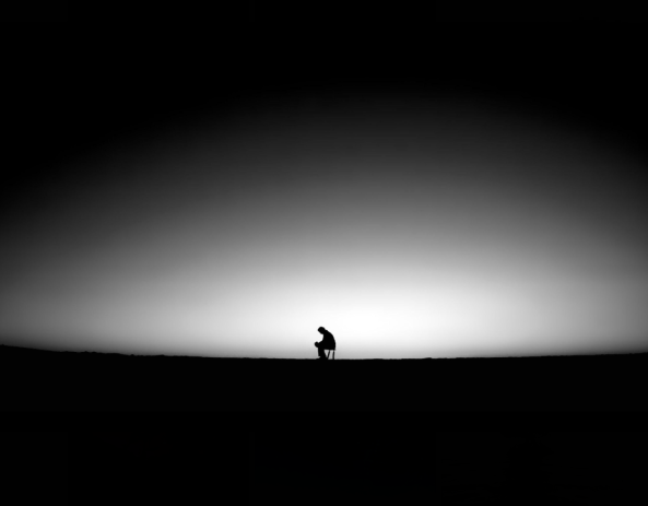 《百年孤独》:生未百年,死不孤独