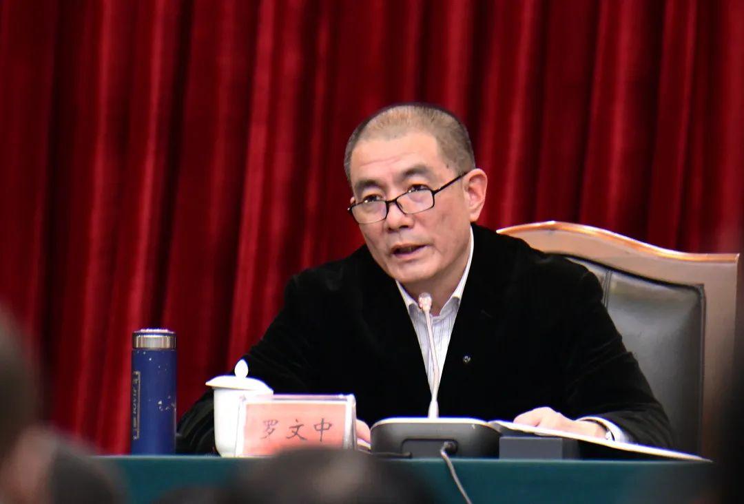 省委第九巡视组组长罗文中主持召开向金堂县委书记辜学斌的反馈会议