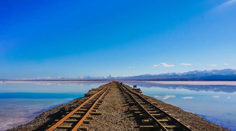 抖音上100w点赞中国天空之境茶卡盐湖将重新开放